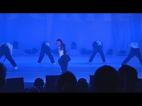 Mad I’m Not - Royane (Performance video)