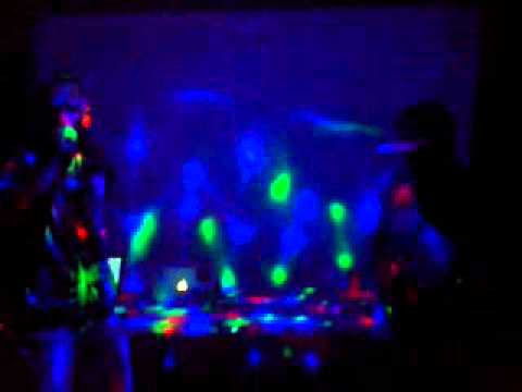 Mano Teko e MC Pingo do Rap - ao vivo SP - 26 set. 2014 (parte 1)