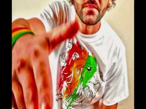 Mr.Levy-Armele sus( freestyle "revolver" Karie)