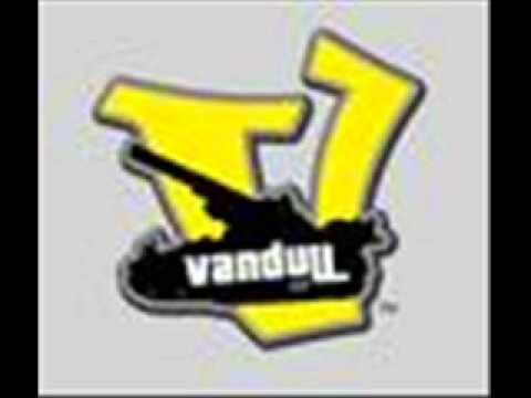 Vandull feat (NME) Soulja C Dezza Cbz