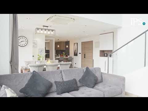 4 Bedroom Duplex Penthouse For Rent - BKK 1, Phnom Penh thumbnail