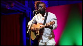 Kele Okereke Solo Acoustic @live in Bruxelles 21-05-2017