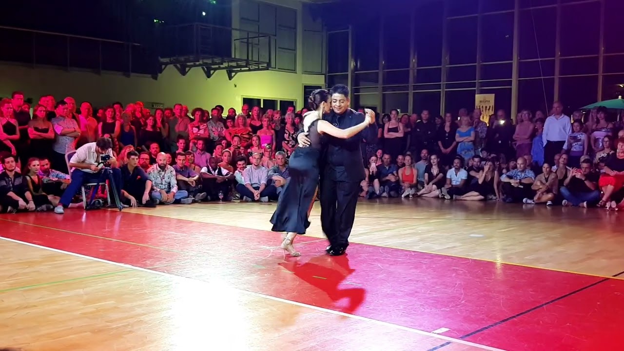 AGUSTINA PIAGGIO Y CARLITOS ESPINOZA ( Argentina) 3