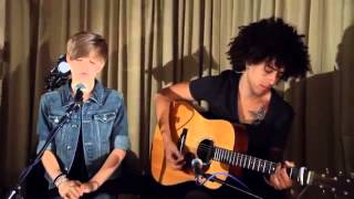 Ronan Parke - Ronan Parke Sings Edge of Glory.mp4