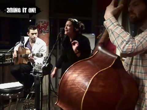 Caro Emerald - A Night Like This LIVE @ 3FM