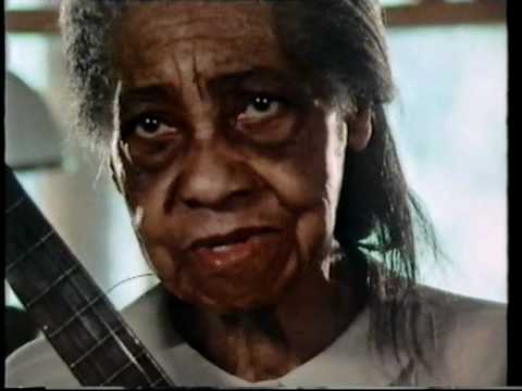 Elizabeth Cotten, Georgie Buck & Interview by Aly Bain (1985)