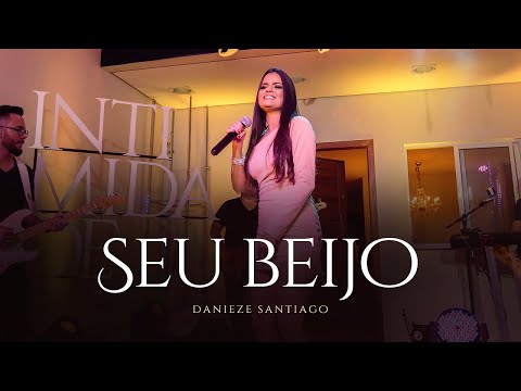 Sua Música - Só quem já amou alguém de verdade sabe que a coisa mais  difícil é esquecer e seguir em frente! 😢 Música: É Que Eu Não Te Esqueci,  Danieze Santiago.