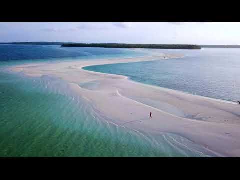 Beautiful Kei Island - Ngurtafur Beach The Longest Sandbar in Indonesia!