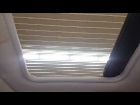 DJ1141 - 2005 Ford Explorer - Power Sun Roof