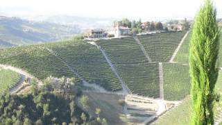 preview picture of video 'Panorama at Il Boscareto in Serralunga d'Alba'