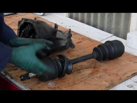 Mercedes Rear Differential Maintenance Tip: If You Hear Clunking Check This!