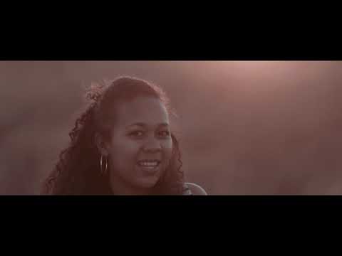 NATHAN GABRI & SAVANAH - Modia anao (Clip Officiel) TEINTS RECORD