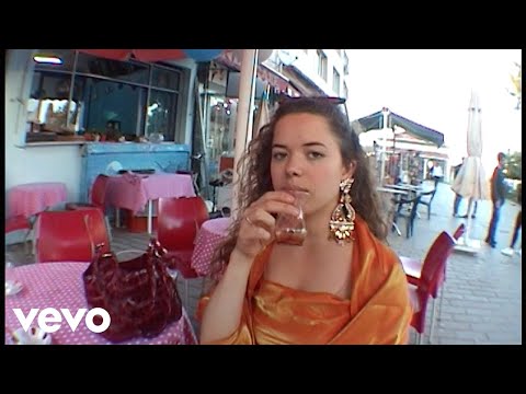 Nilüfer Yanya - Paradise (Official Music Video)