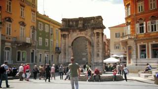 Arch of Sergi - Pula, Croatia
