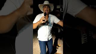 Giovani Sanfoneiro Tocando sucessos Alemão do Forró solado sanfona #baile #music