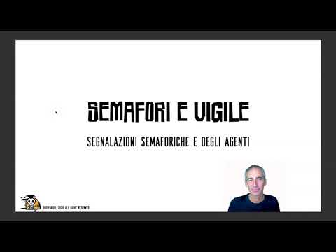 011 Traffic Lights and Traffic Police