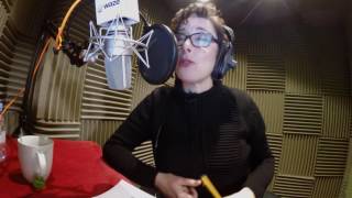 Waze Voice Alert: Sue Perkins Drives you Home for Christmas