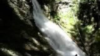 preview picture of video 'Margaret Falls, BC'