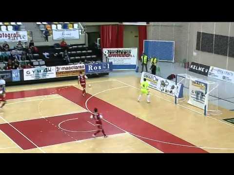 Umacon Zaragoza 3 vs 1 Santiago Futsal