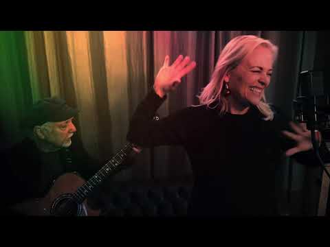 Eve Selis & Phil Keaggy- "Let It Snow"