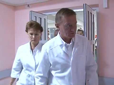 Роман Старовойт без предупреждения посетил Курскую областную клиническую больницу