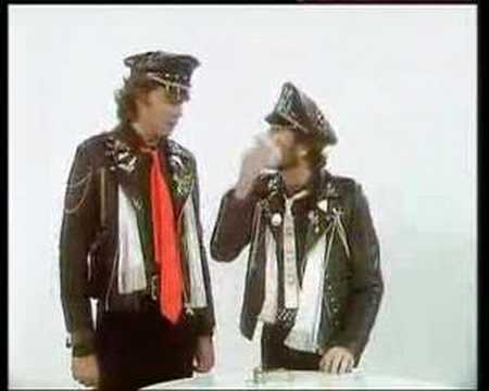 Kenny Everett & David Essex - "Sardines"