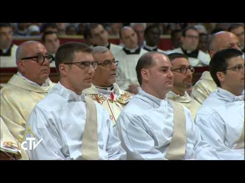 Papa: sean misericordiosos, cruz sin Cristo no tiene sentido.