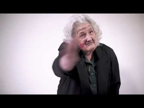 iPantellas! PARODIA YOUNG SIGNORINO - Mmh Ha Ha Ha - iPantellas