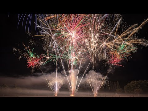 Grand feu d'artifice - Chasseneuil-du-Poitou (86) par Pyro Concept