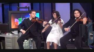 EMBELEKEROS VIOLINISTAS EN UNIVISION