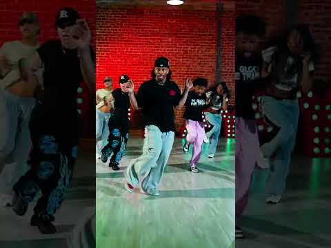 am i trippin or does he say “is it dexyyyy?” 😏 #dextercarrchoreography #dance #drake