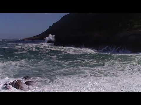 60 min relaxing ocean waves crashing into rocky shore - no music - high quality sound - HD video