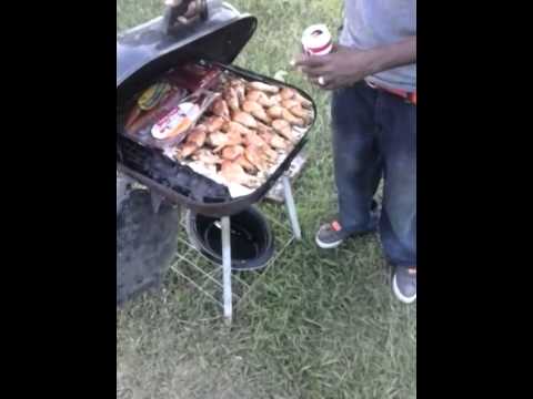 387 bar b qin and clownin round wit the fam