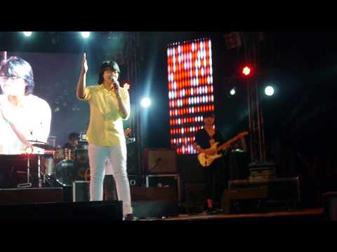 LIPTA "ยัง" @ Flick Fun Fest Concert, 02.11.13