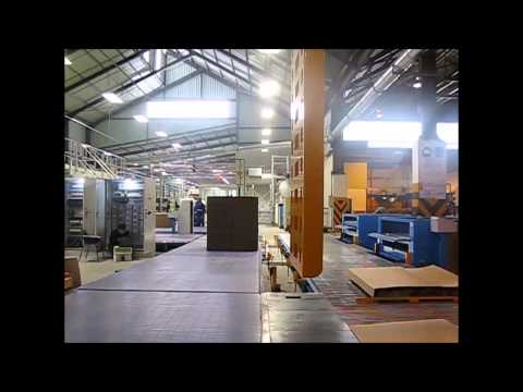 Watch the WSA Corrugator Discharge Conveyor with pallet pusher system in action!