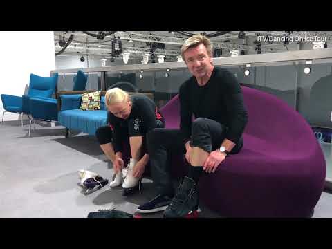Jayne Torvill and Chris Dean skate together for first time in 4 years