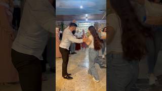 بس تكون البنت بعلبكية عالأول بتربي الدبيكة 😎 مع الامبراطور Tamer Akil
