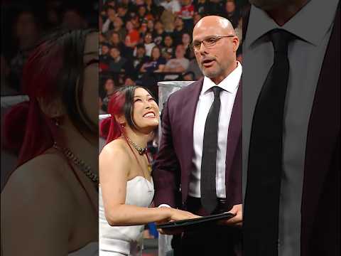 IYO SKY reminding everybody who the WOMEN'S WORLD CHAMPION IS! 💥👏✍️