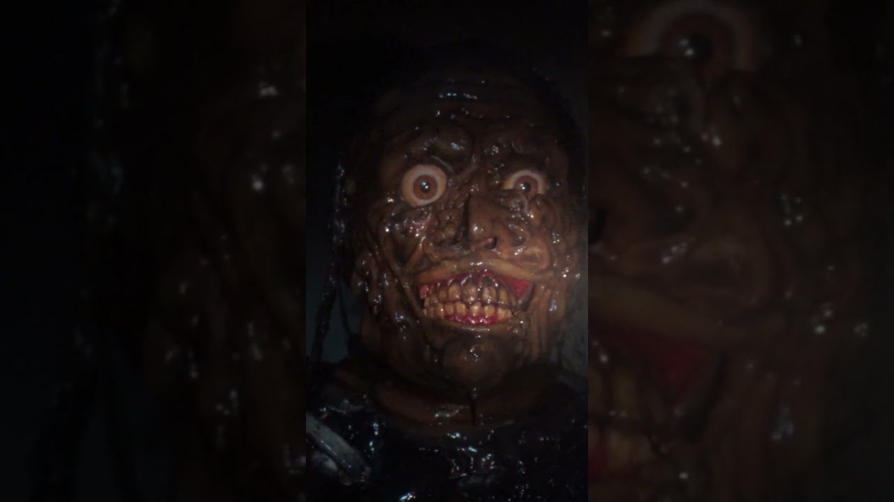 Miniature de la vidéo I want to eat your brains! du film Le Retour des morts-vivants 2