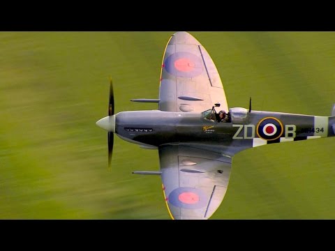 Flying historic WWII Spitfire plane - Red Bull Air Race Ascot 2014