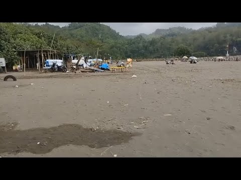 PANTAI DIMANA INI YA KOK SEPI 😳❓❓❓