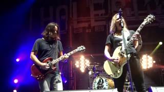 Halestorm - Still Of The Night