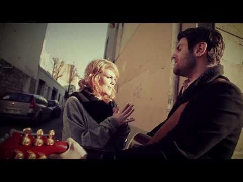 City Lights Cry - Armistice - Béatrice Martin & Jay Malinowski (Session dans les rues de Paris HD)