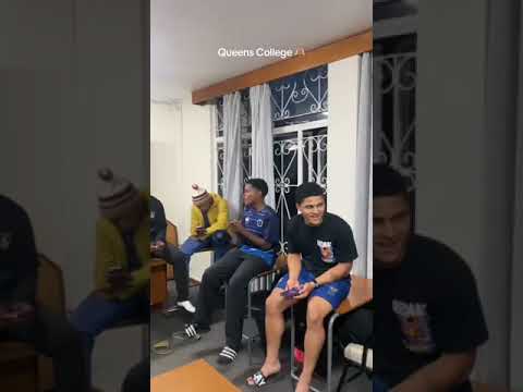 Queens College - mama gwijo