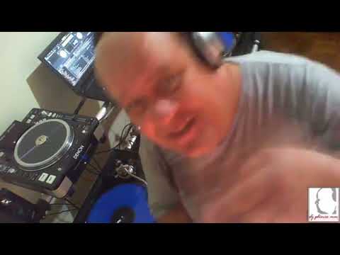 Live In The Mix show - Dj Plinio M&M.  Tribal House Sessions