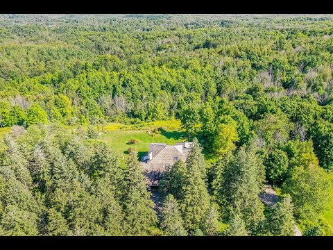 3 Northridge Trail, Caledon Home by Tav Schembri - Real Estate Properties