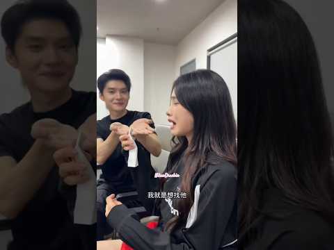 The Soft Hearted Zhu Xiaoxue Cries While Reading The Script 🥹 Make Wang Yilei Confused 😅