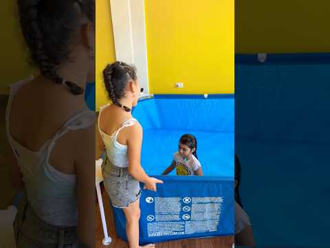 No me quiere dejar bañar 😱 #shorts #video #youtubeshorts