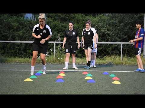 Wiener Sport-Club Frauen Training für Gehirn und Geist - Hütchen 1