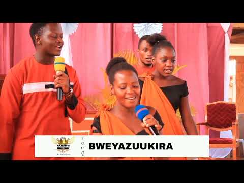 BWEYAZUUKIRA LIVE PERFOMANCE